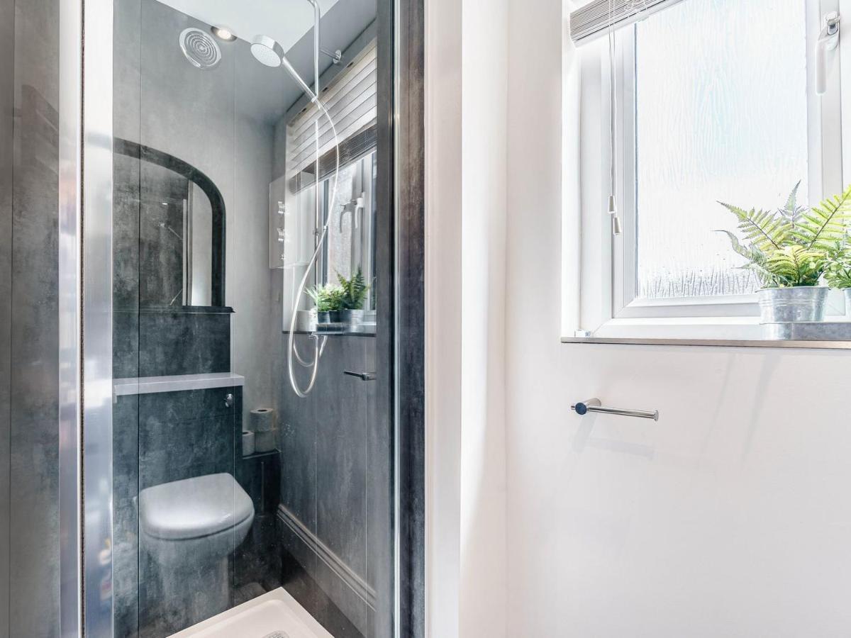 Tower Apartmentウィットビー エクステリア 写真