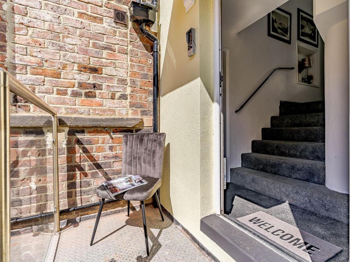 Tower Apartmentウィットビー エクステリア 写真
